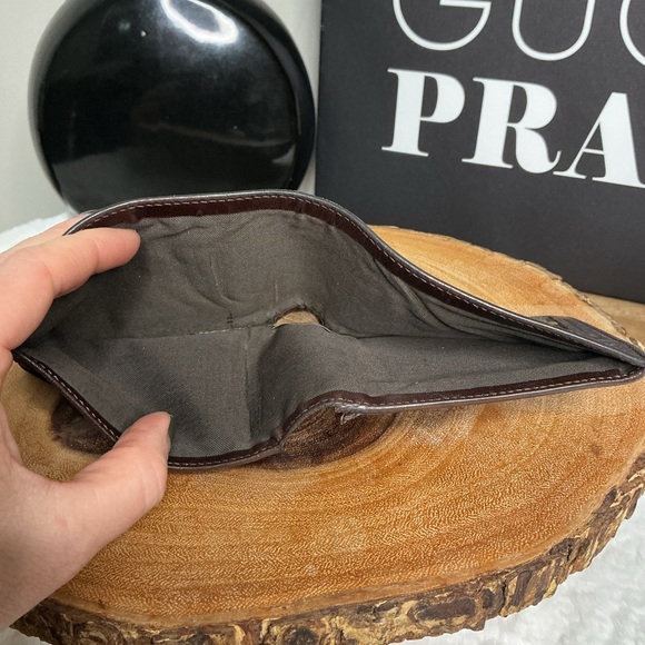 Fendi Bifold Wallet - Picture 5 of 6